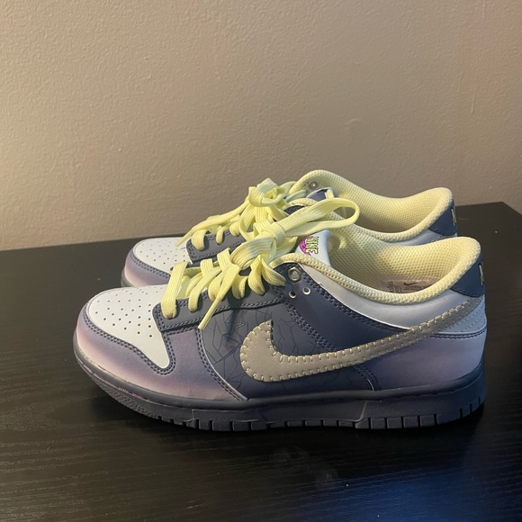 Nike Dunk - Picture 3 of 7